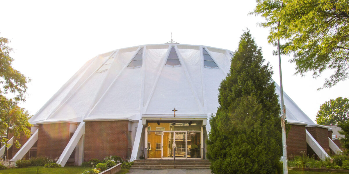 Réfection de la toiture de l'église St-John de Brebeuf